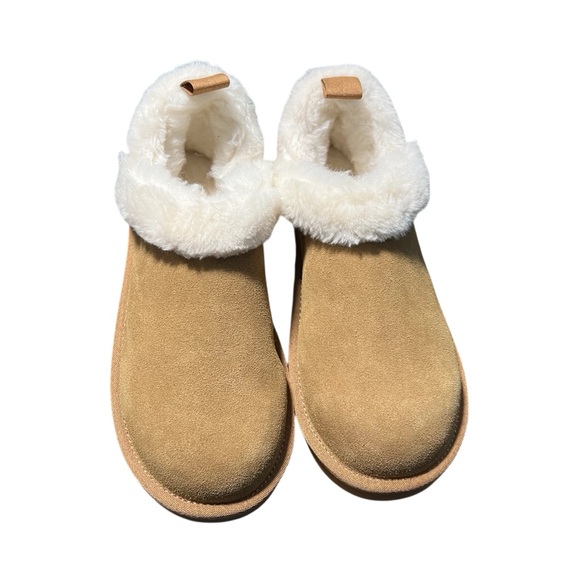 Koolaburra Tan Suede Women's Shoes - Picture 3 of 3